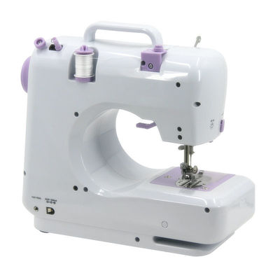 Mecanismo de alimentación manual Máquina de coser doméstica fácil de operar para bordar patrones